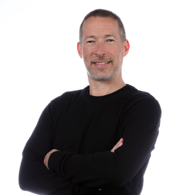 Steve Hopkins Headshot (1)